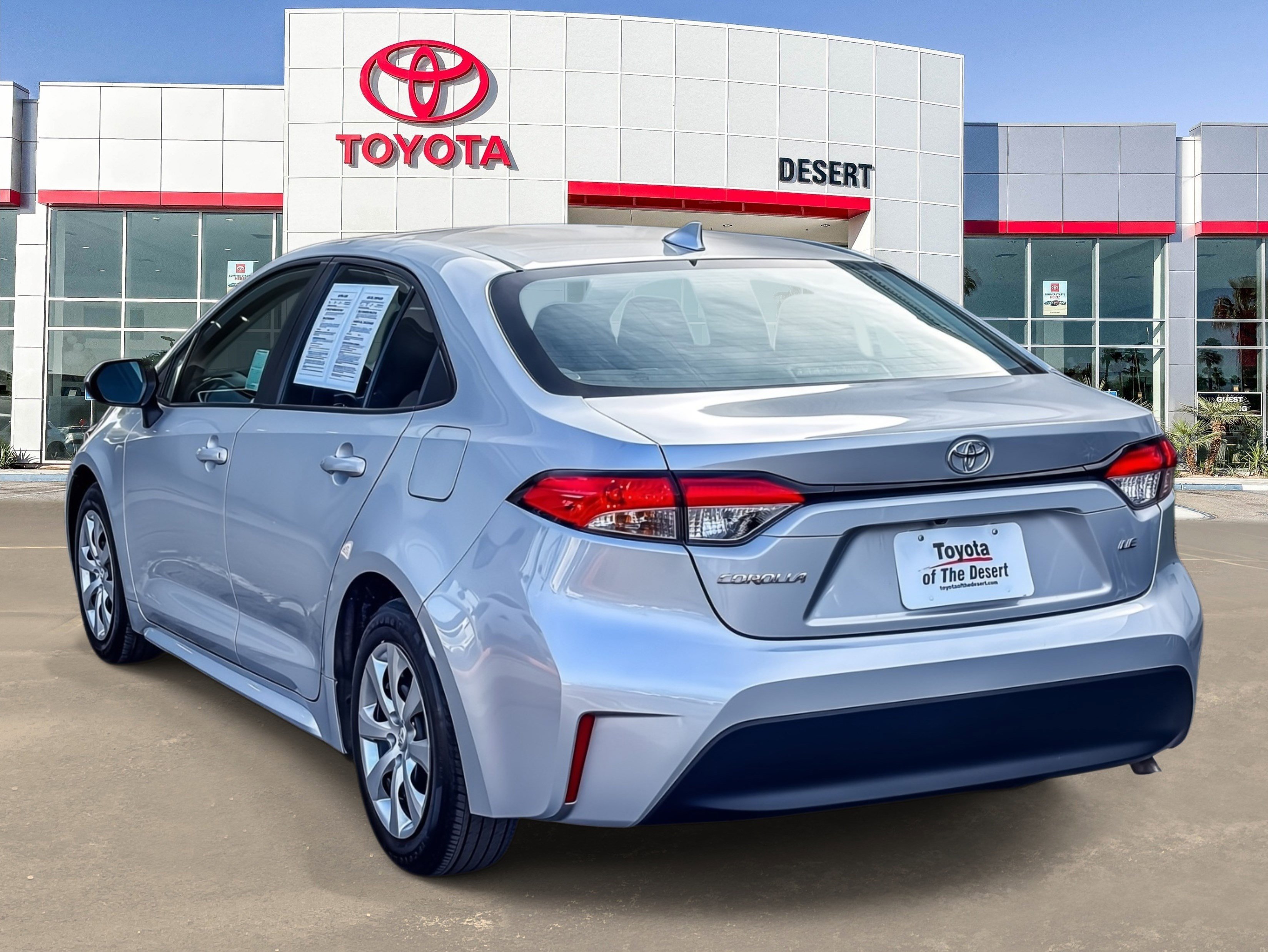 Certified 2025 Toyota Corolla LE FWD image 5