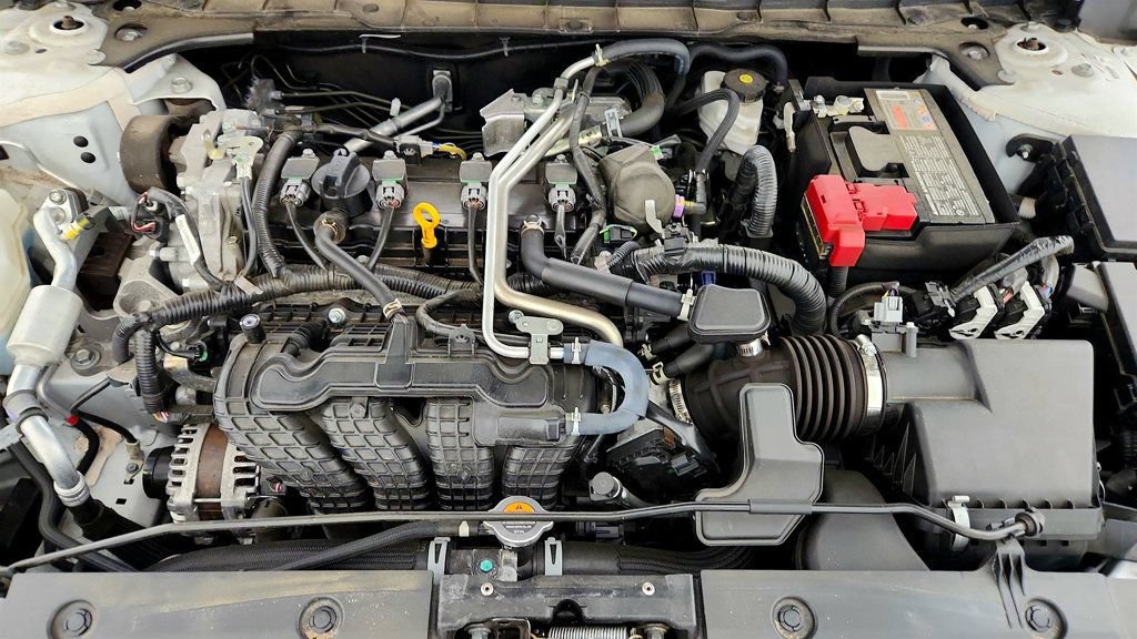 Used 2024 Nissan Altima 2.5 SR AWD/4WD image 26