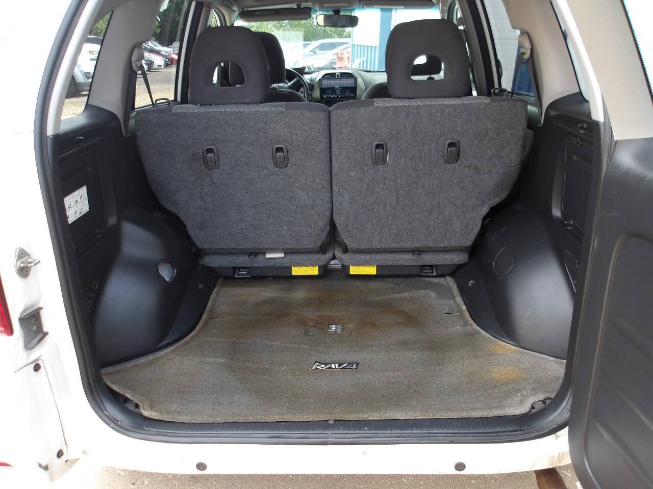 Used 2005 Toyota RAV4 4WD image 21