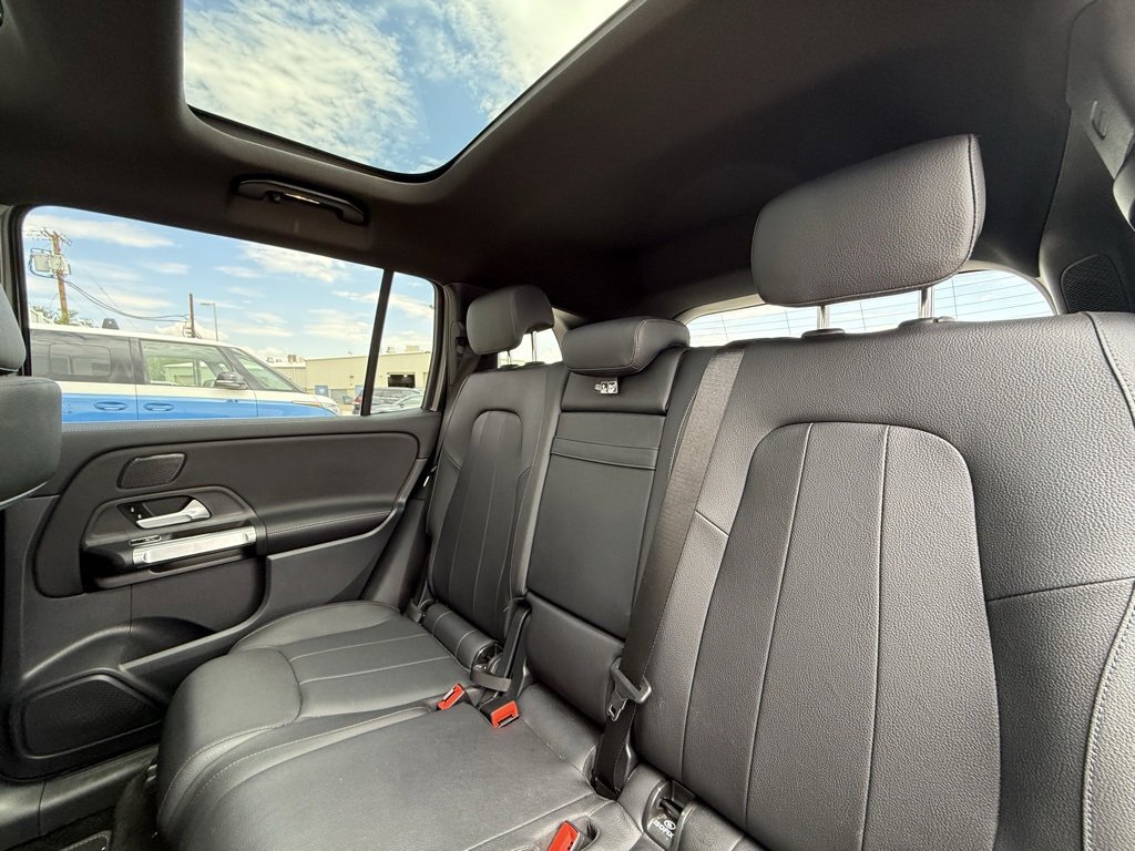 Used 2024 Mercedes-Benz GLB 250 image 7