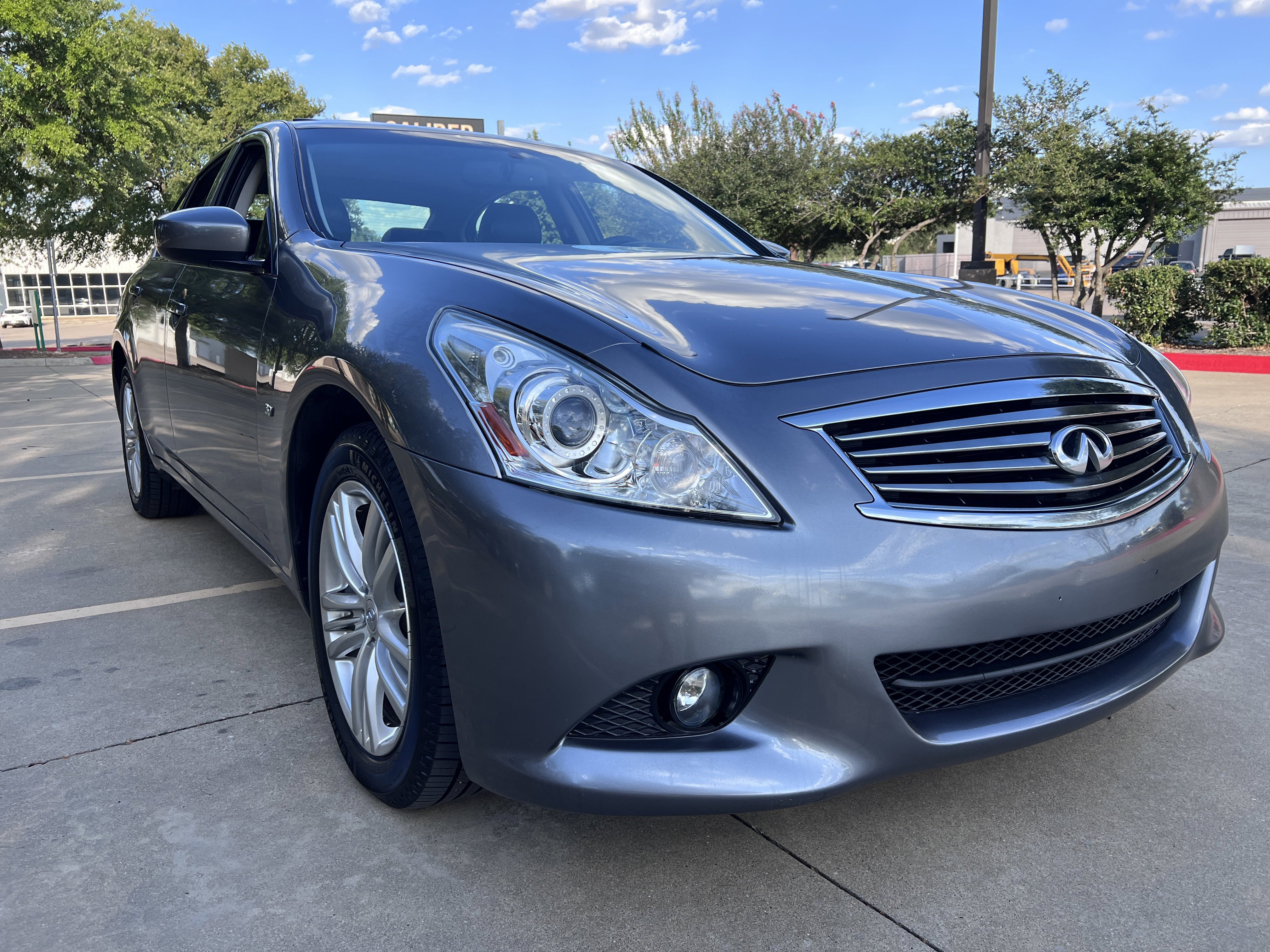 Used 2015 INFINITI Q40 AWD w/ Navigation Package
