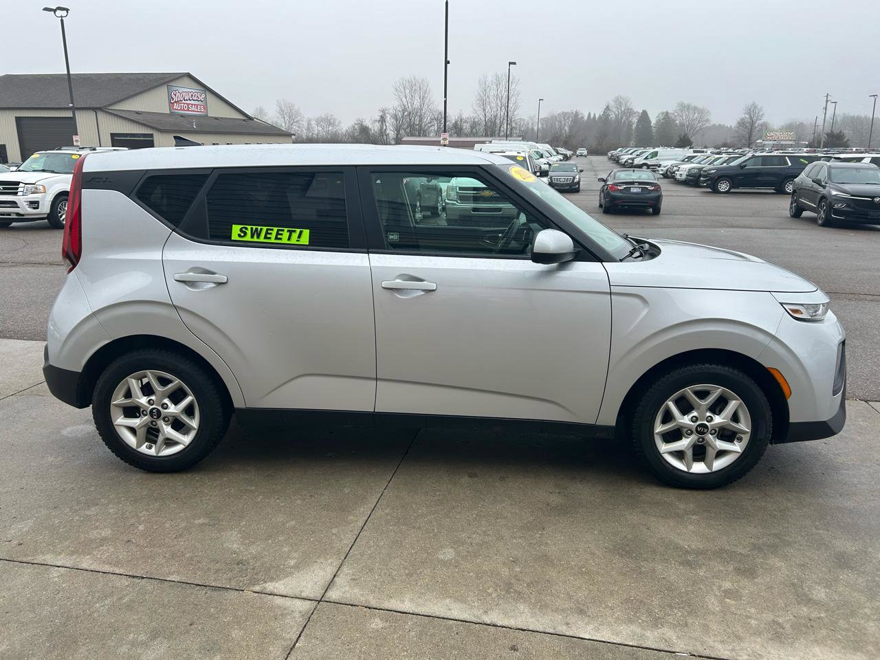 Used 2020 Kia Soul S image 4