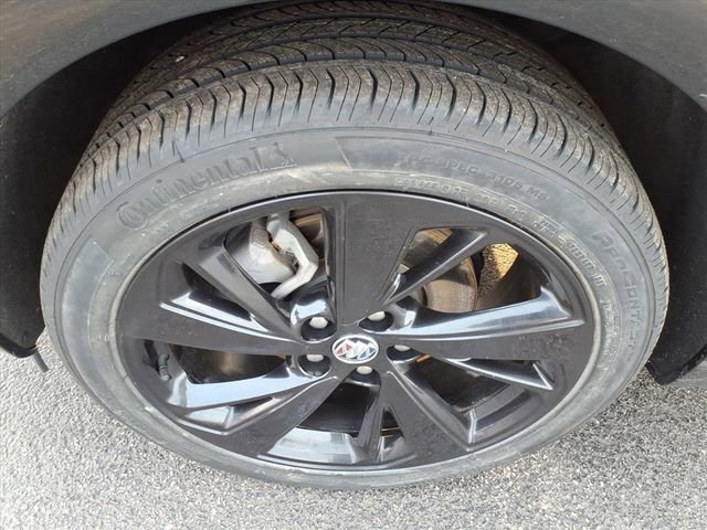 Used 2023 Buick Envision Essence w/ Sport Touring Package image 13