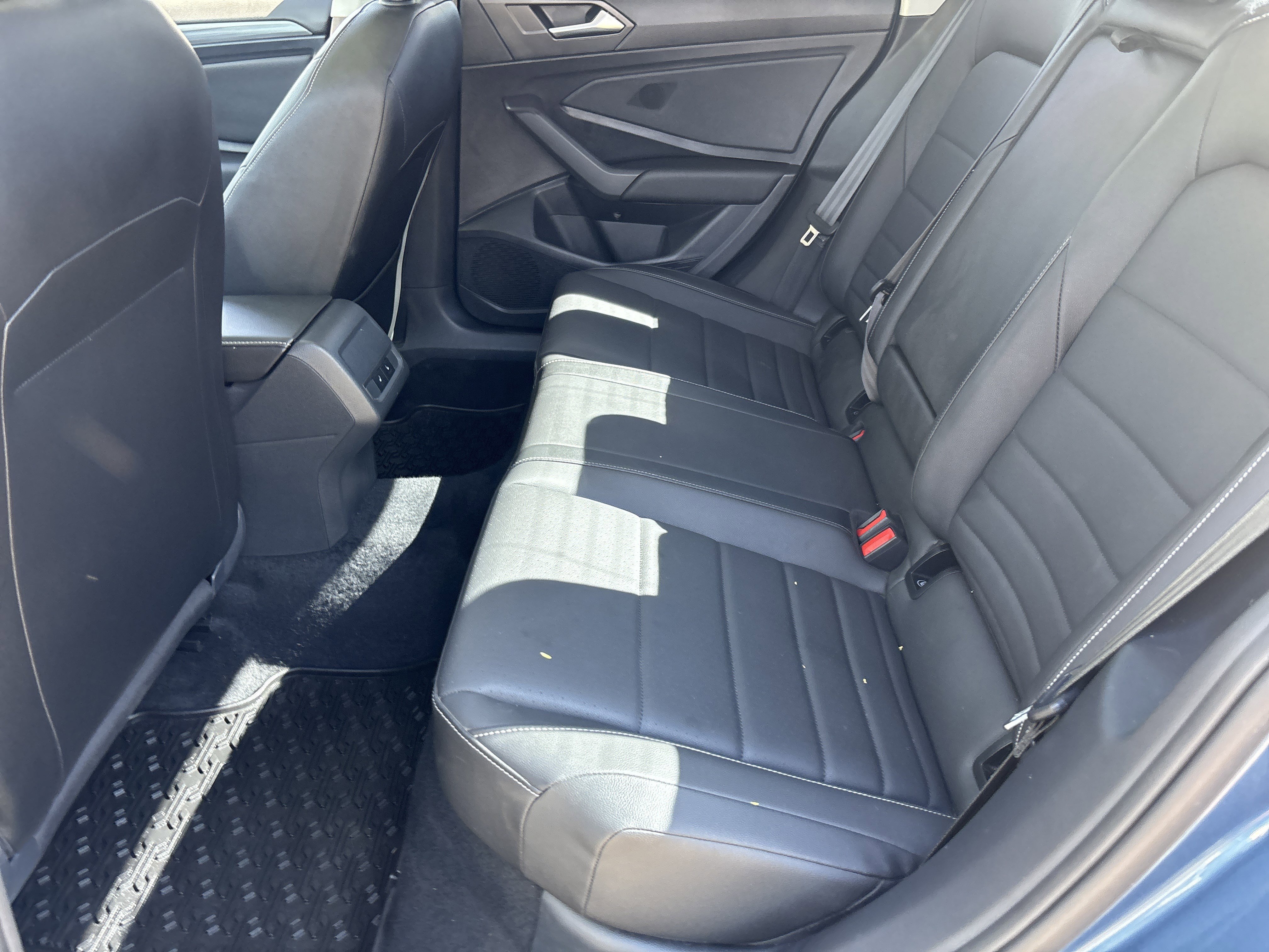 Used 2021 Volkswagen Jetta SEL image 15