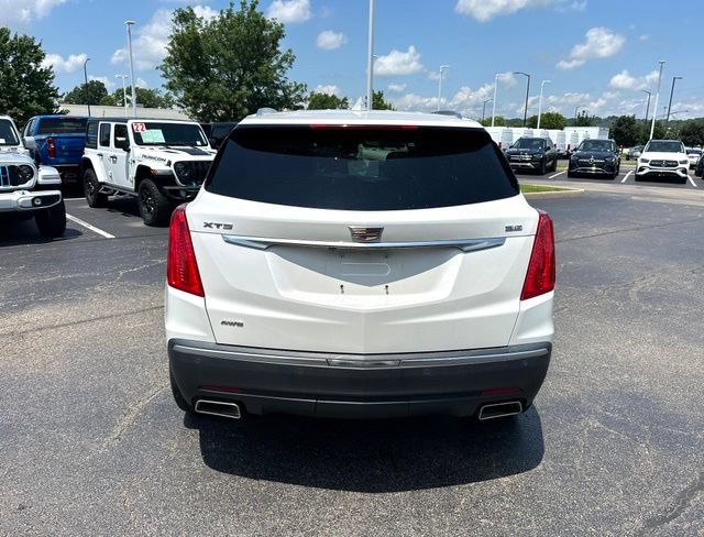 Used 2017 Cadillac XT5 Premium Luxury AWD/4WD image 13