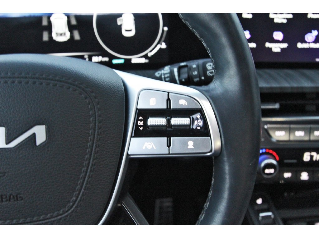 Used 2025 Kia Telluride SX w/ SX Captain's Chair Package AWD/4WD image 22
