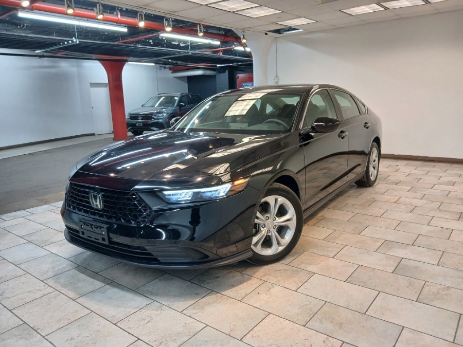 Used 2024 Honda Accord LX image 3