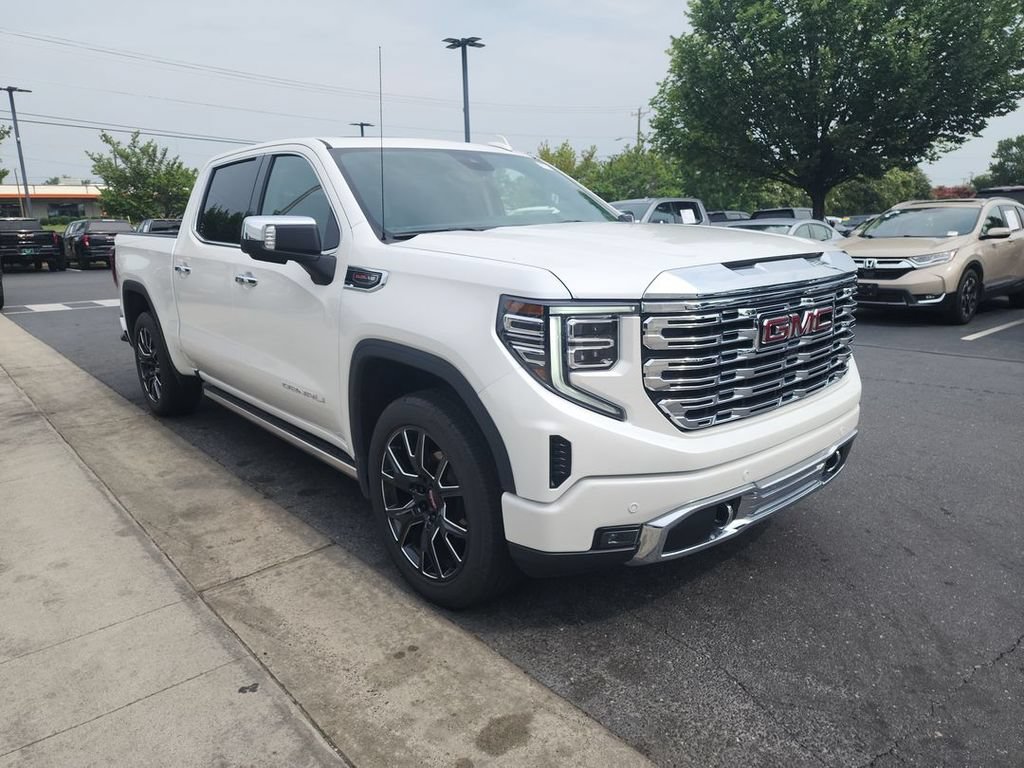 Certified 2022 GMC Sierra 1500 Denali AWD/4WD image 2