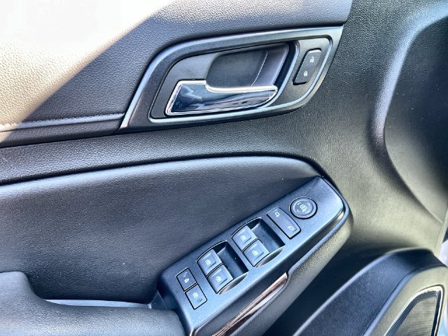 Used 2019 Chevrolet Tahoe 4WD image 24