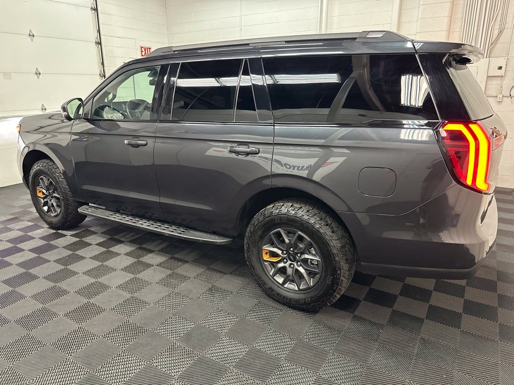 Used 2026 Ford Expedition Tremor AWD/4WD image 6