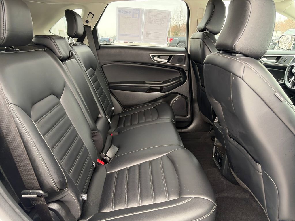 Used 2024 Ford Edge SEL w/ Convenience Package image 33