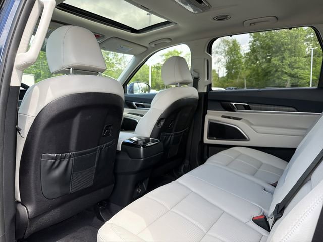 Used 2024 Kia Telluride EX FWD image 12
