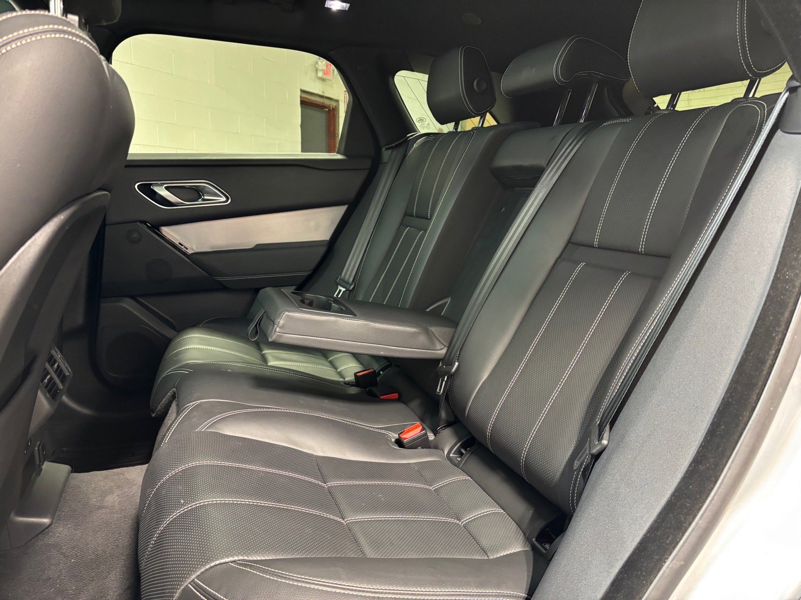 Used 2023 Land Rover Range Rover Velar R-Dynamic S AWD/4WD image 27