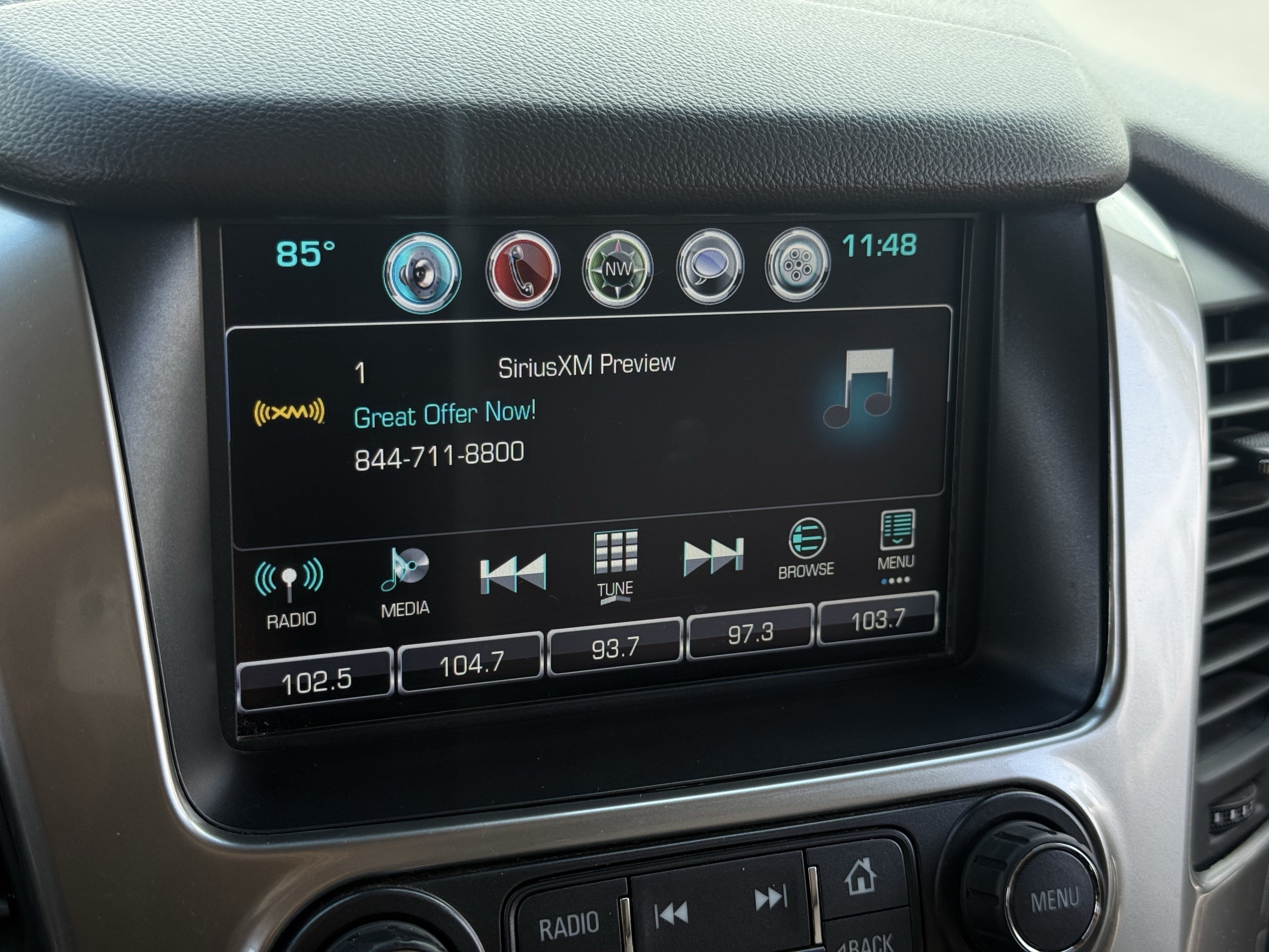 Used 2016 Chevrolet Suburban LTZ RWD image 26
