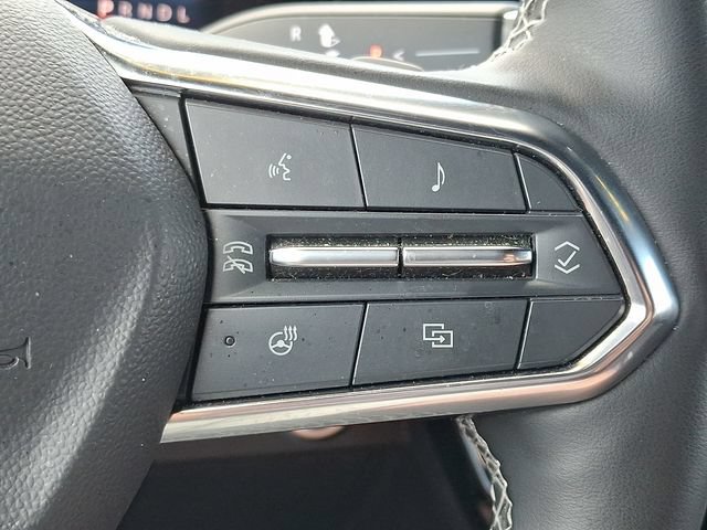 Used 2024 Chevrolet Traverse LT w/ Enhanced Driving Package AWD/4WD image 23