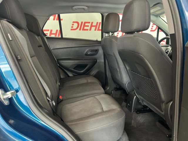 Used 2020 Chevrolet Trax LT FWD image 10