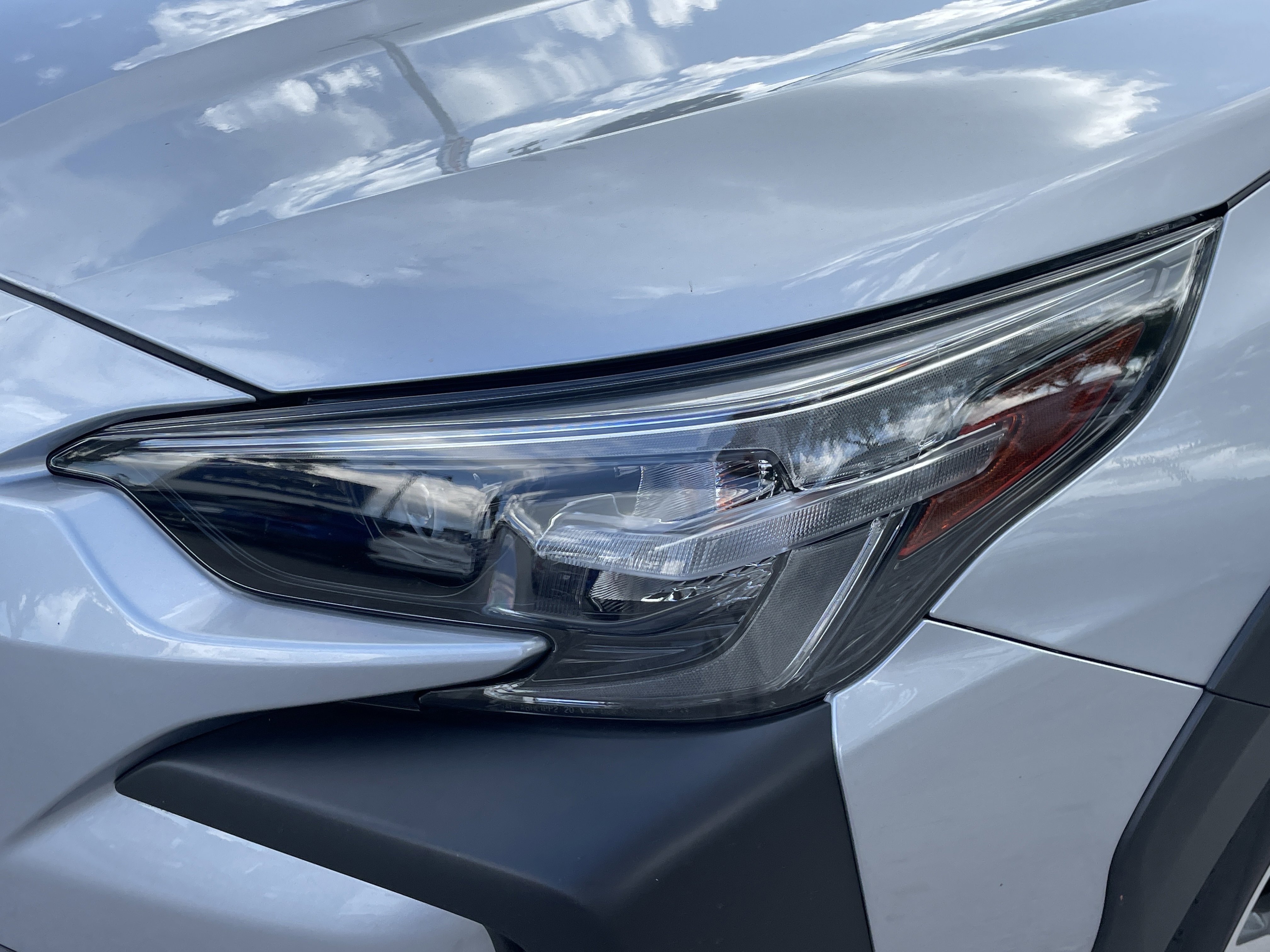 Certified 2025 Subaru Outback Touring w/ Tech Package 3 image 6