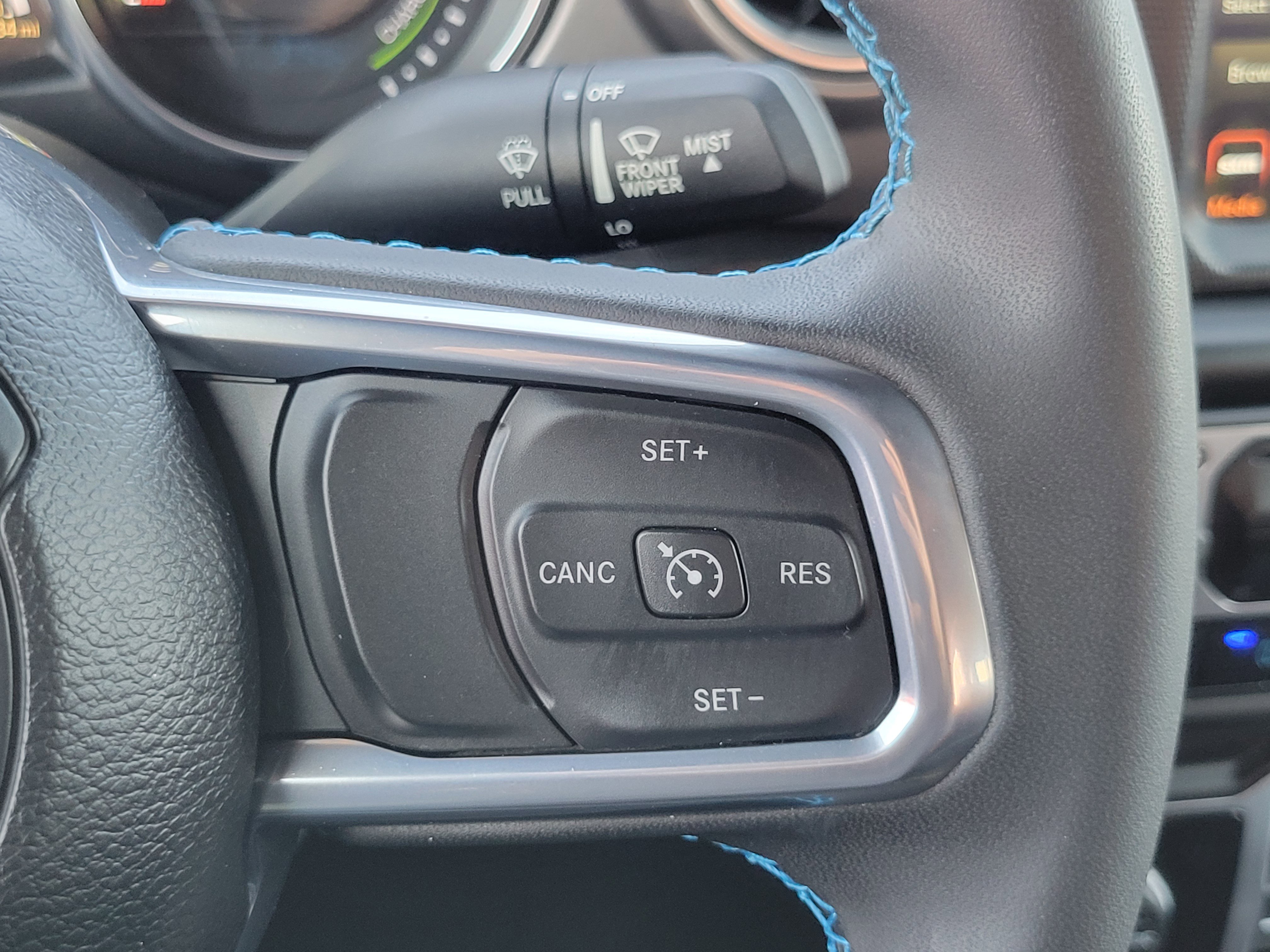Used 2023 Jeep Wrangler Unlimited Rubicon 4xe AWD/4WD image 13