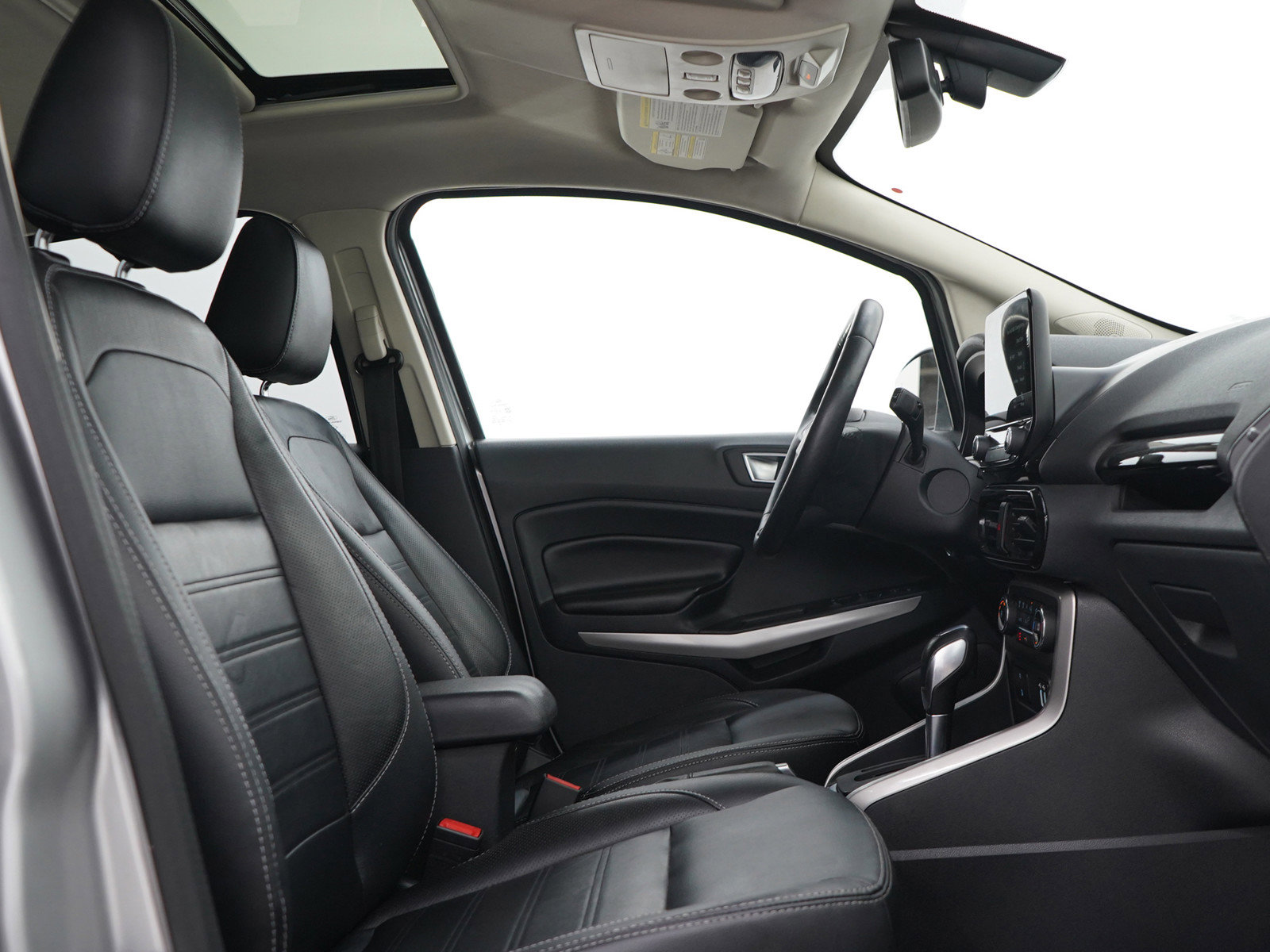 Used 2019 Ford EcoSport Titanium FWD image 11