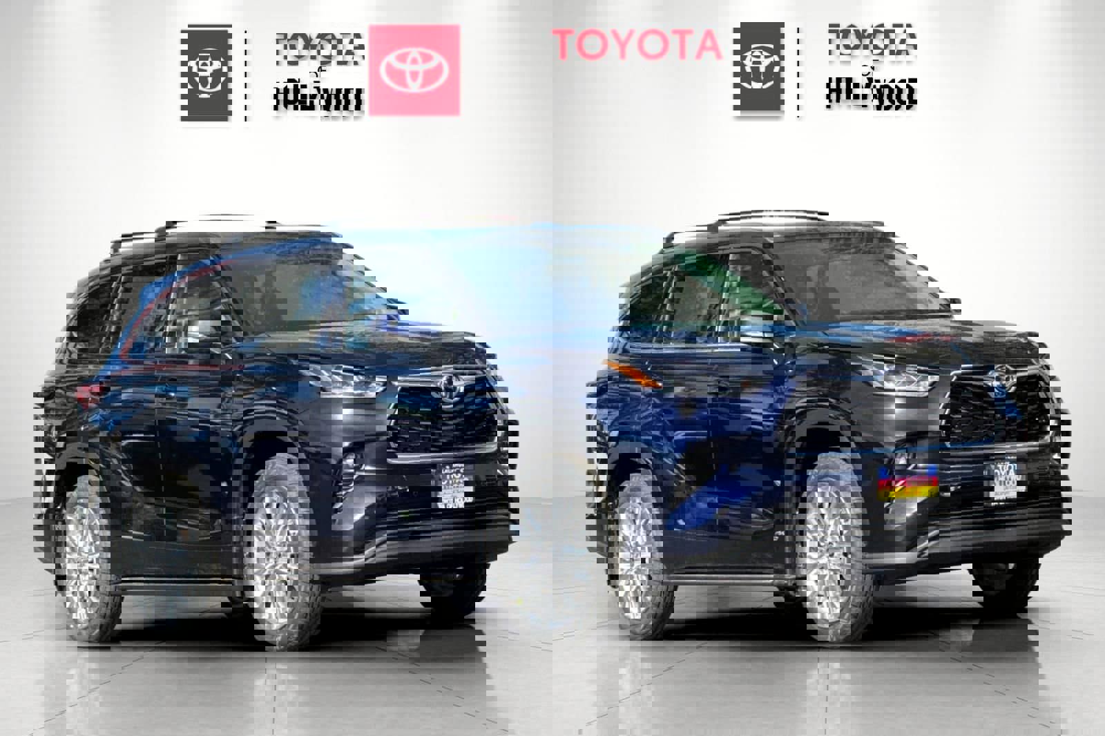 New 2026 Toyota Highlander Limited image 2