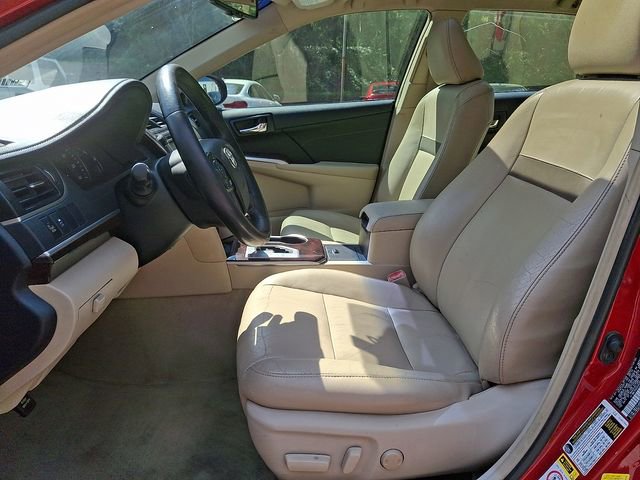 Used 2014 Toyota Camry XLE image 19