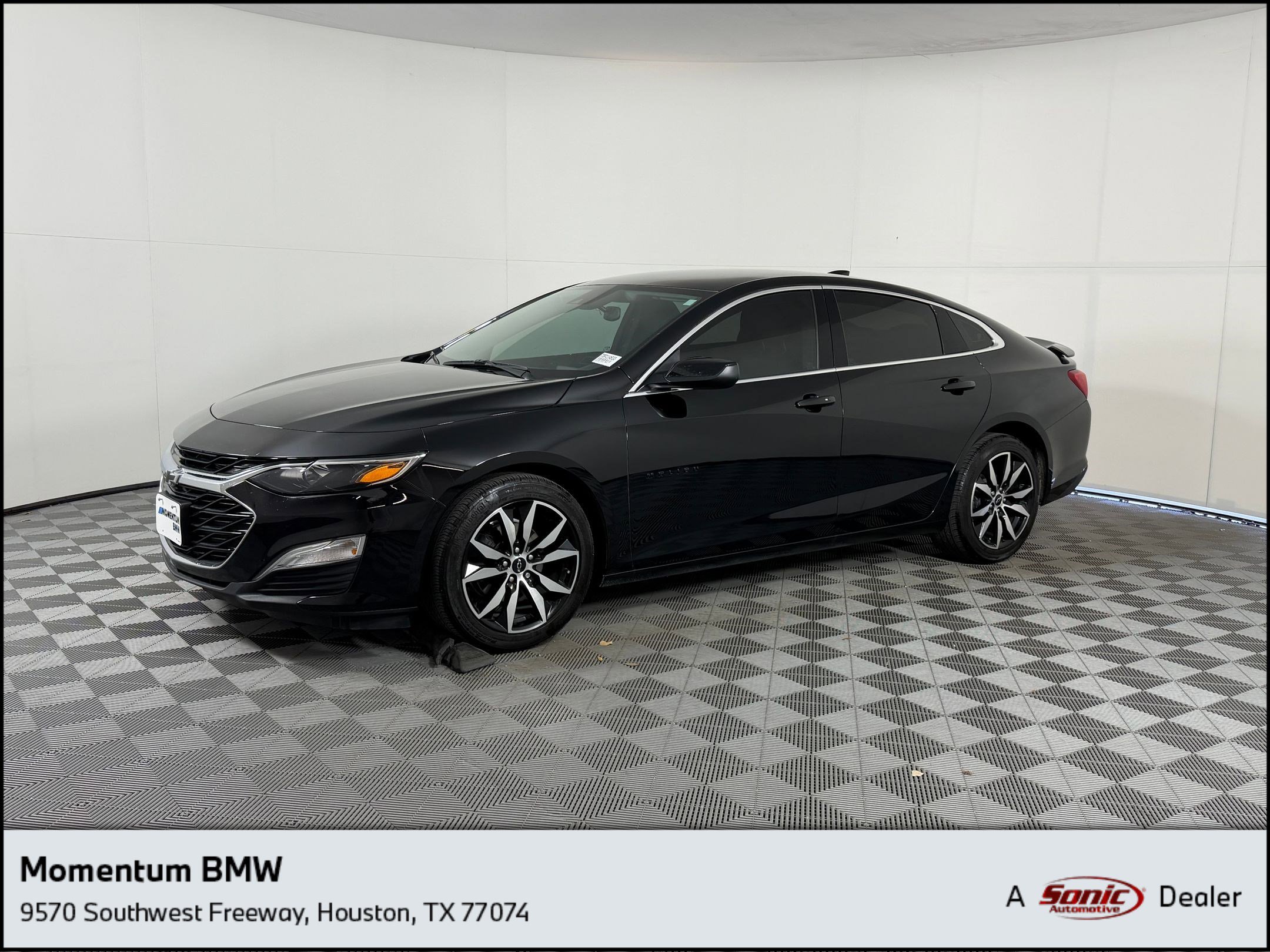 Used 2025 Chevrolet Malibu RS image 1