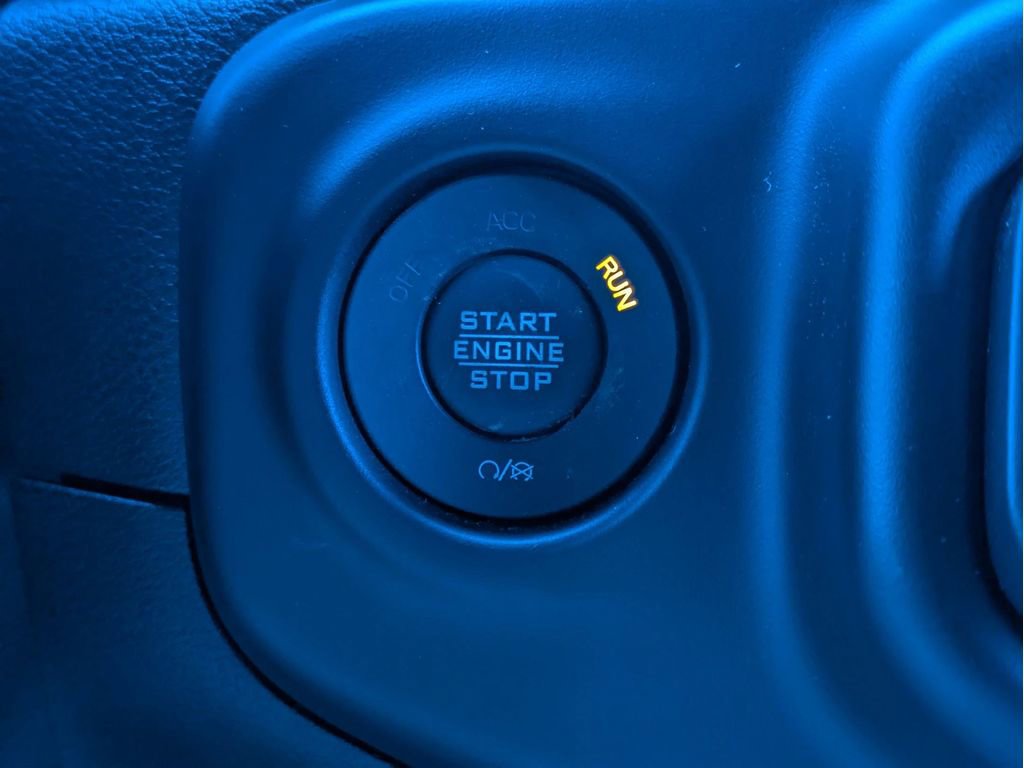 Used 2021 Jeep Wrangler Unlimited Rubicon 4xe w/ Cold Weather Group AWD/4WD image 14