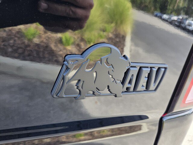 New 2026 Chevrolet Silverado 2500 ZR2 w/ ZR2 Bison Edition AWD/4WD image 17