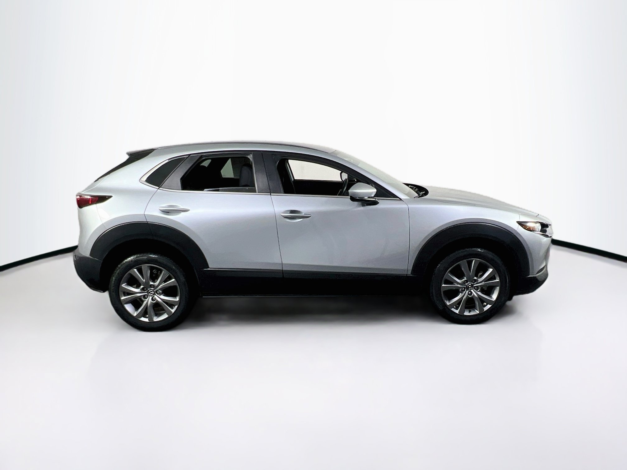 Used 2021 MAZDA CX-30 AWD 2.5 S w/ Select Package image 4