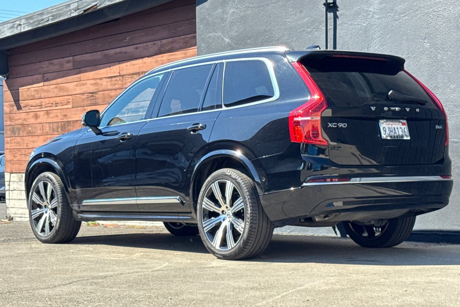 Certified 2024 Volvo XC90 B6 Ultimate AWD/4WD image 7