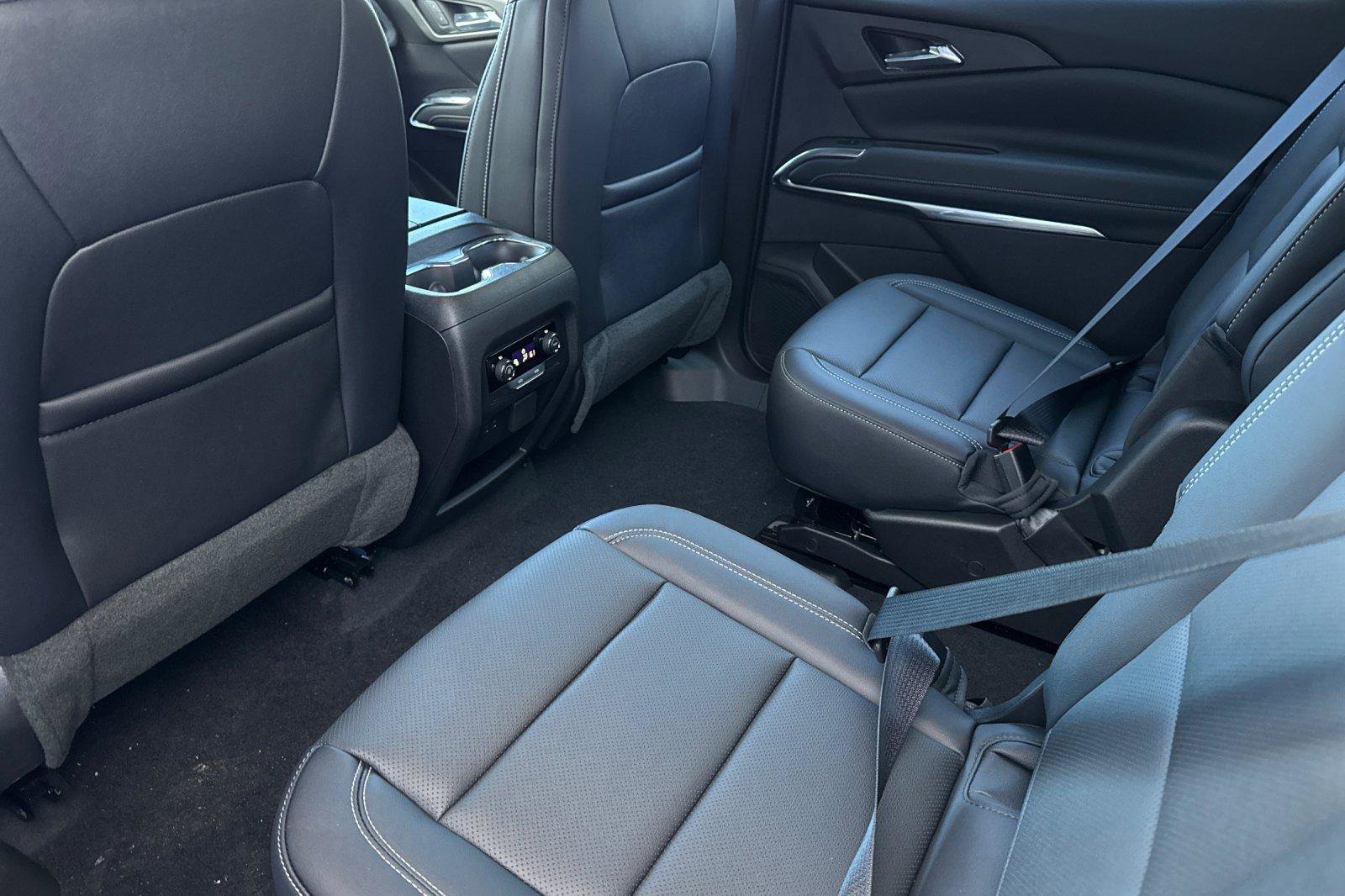 New 2026 Chevrolet Traverse LT w/ Driver Confidence Package image 15