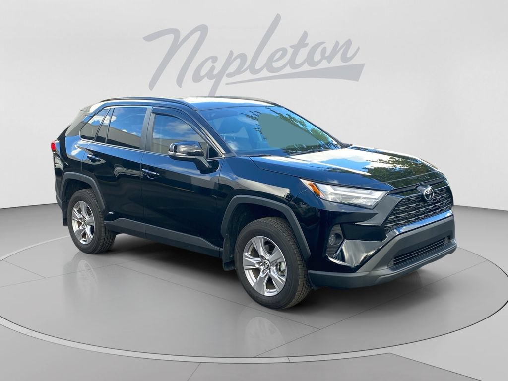 Used 2025 Toyota RAV4 XLE w/ Convenience Package AWD/4WD image 8