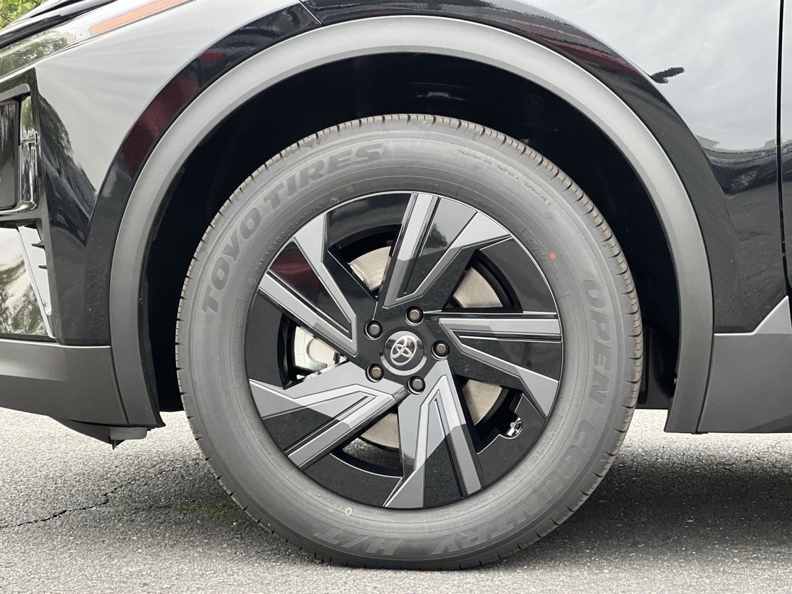 New 2026 Toyota C-HR AWD/4WD image 8
