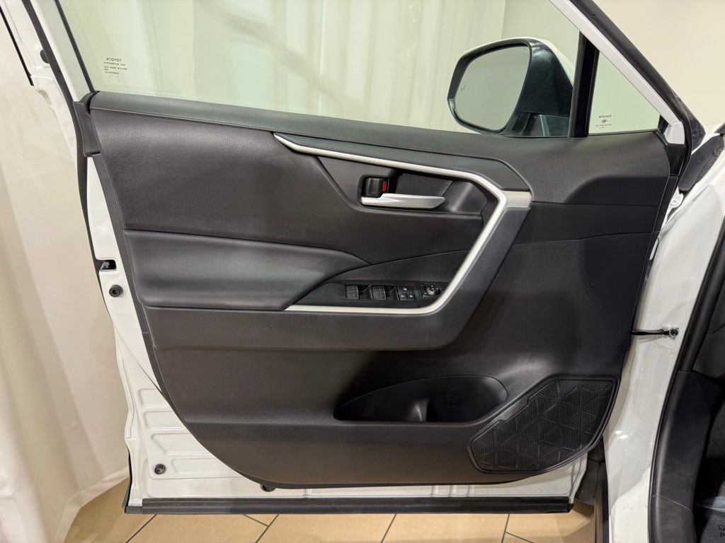 Certified 2025 Toyota RAV4 XLE Premium FWD image 15