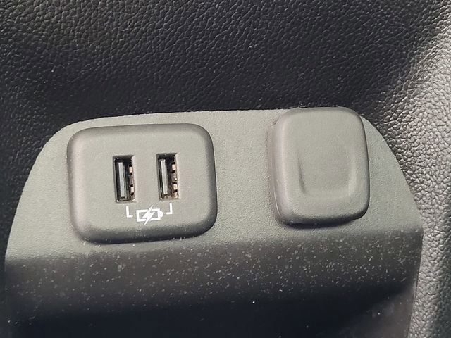 Used 2019 Chevrolet Colorado LT image 17