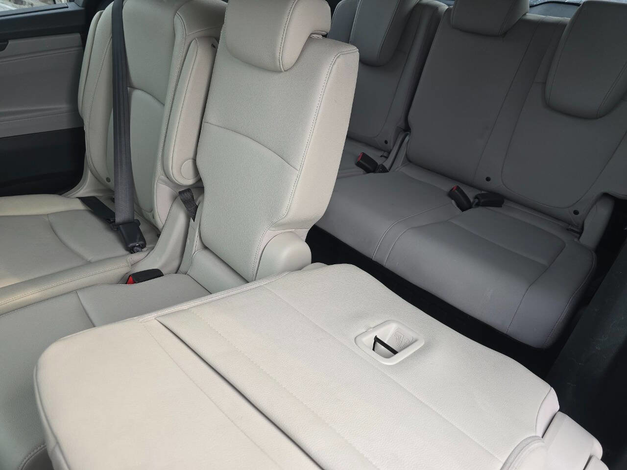 Used 2023 Honda Odyssey EX-L image 27