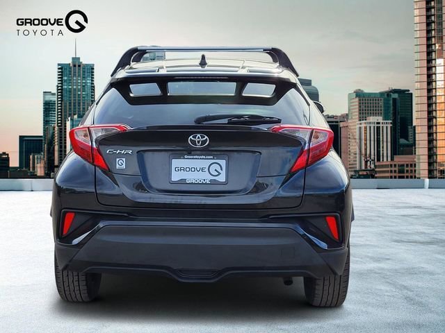 Used 2020 Toyota C-HR LE FWD image 5