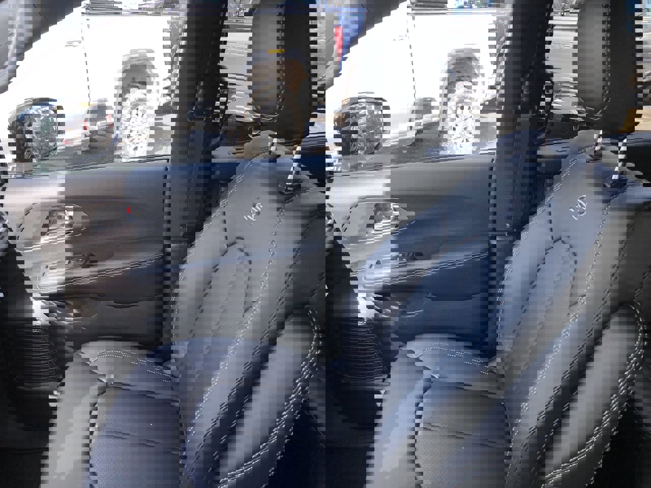 New 2026 Chrysler Pacifica Select image 24