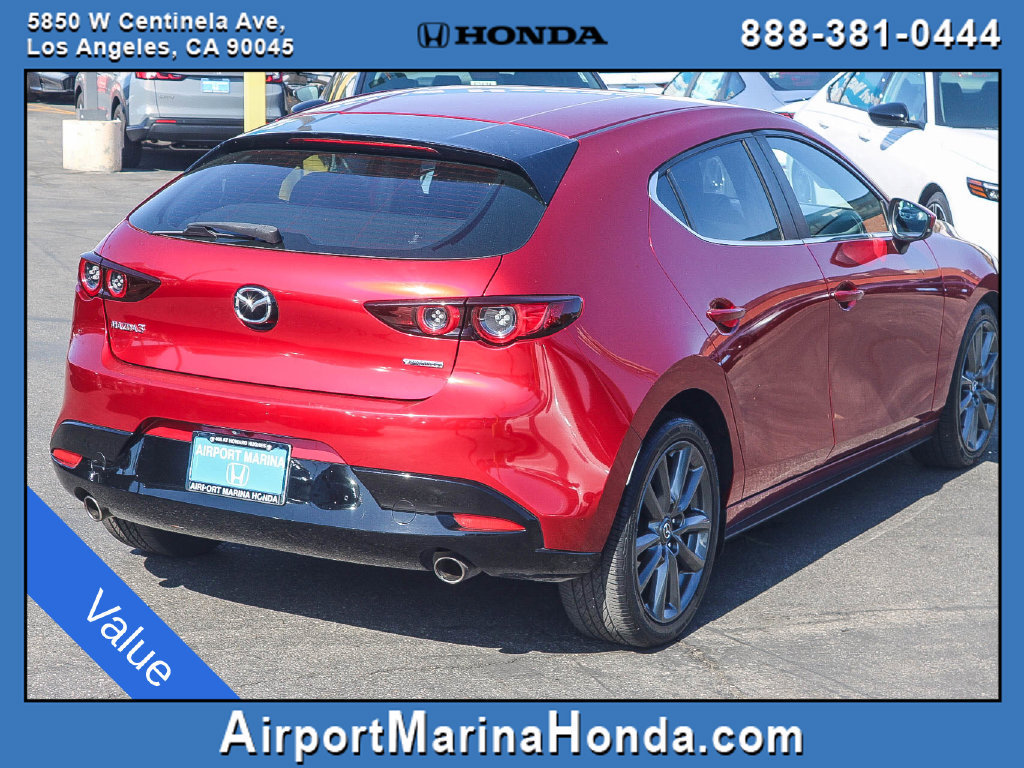 Used 2020 MAZDA MAZDA3 Hatchback FWD image 8
