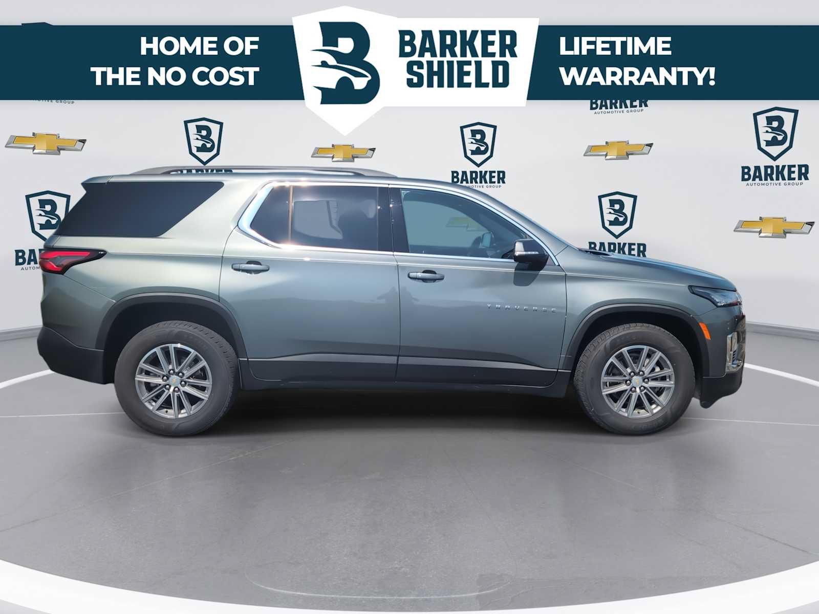 Used 2023 Chevrolet Traverse LT FWD image 9