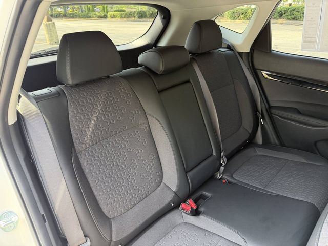 Certified 2025 Kia Seltos S AWD/4WD image 30