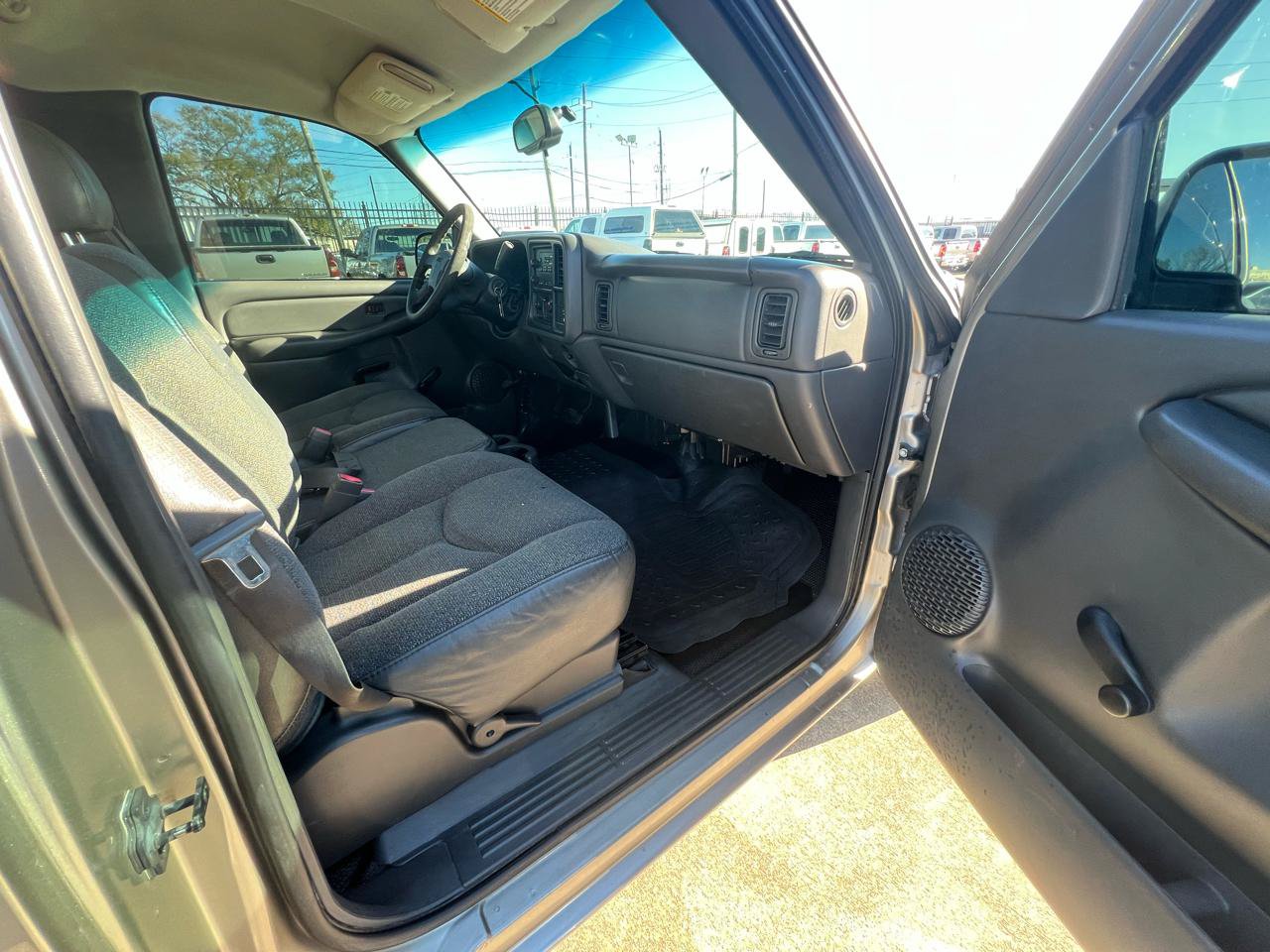 Used 2003 GMC Sierra 1500 W/T RWD image 31