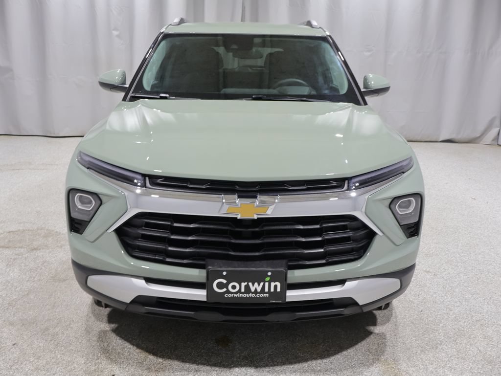 Used 2026 Chevrolet TrailBlazer LT w/ Driver Confidence Package AWD/4WD image 8
