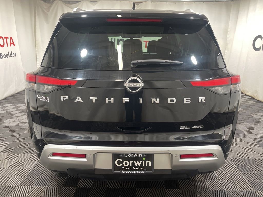 Used 2025 Nissan Pathfinder SL image 5