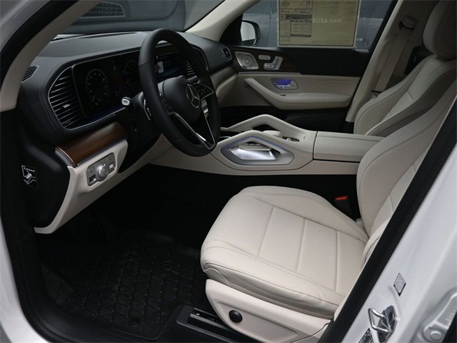 New 2026 Mercedes-Benz GLS 450 4MATIC image 17