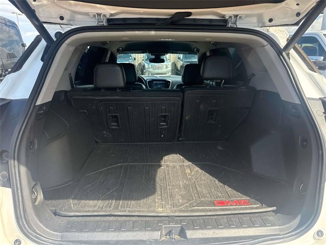 Used 2022 GMC Terrain SLT w/ Infotainment Package II image 10