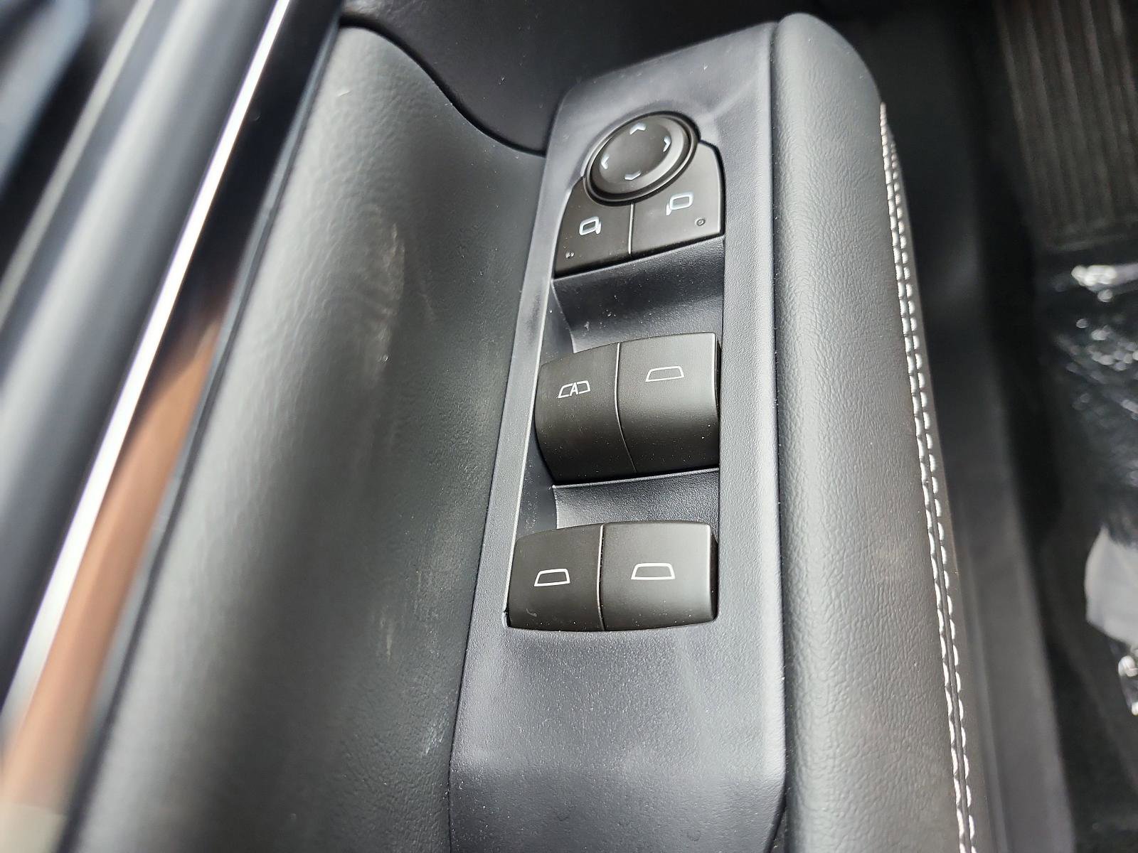 New 2026 GMC Terrain Elevation FWD image 17