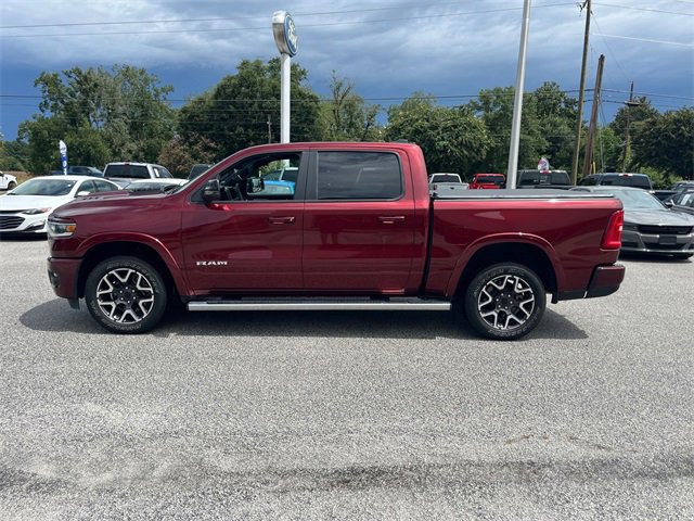 Used 2025 RAM 1500 Laramie w/ Sport Appearance Package image 6