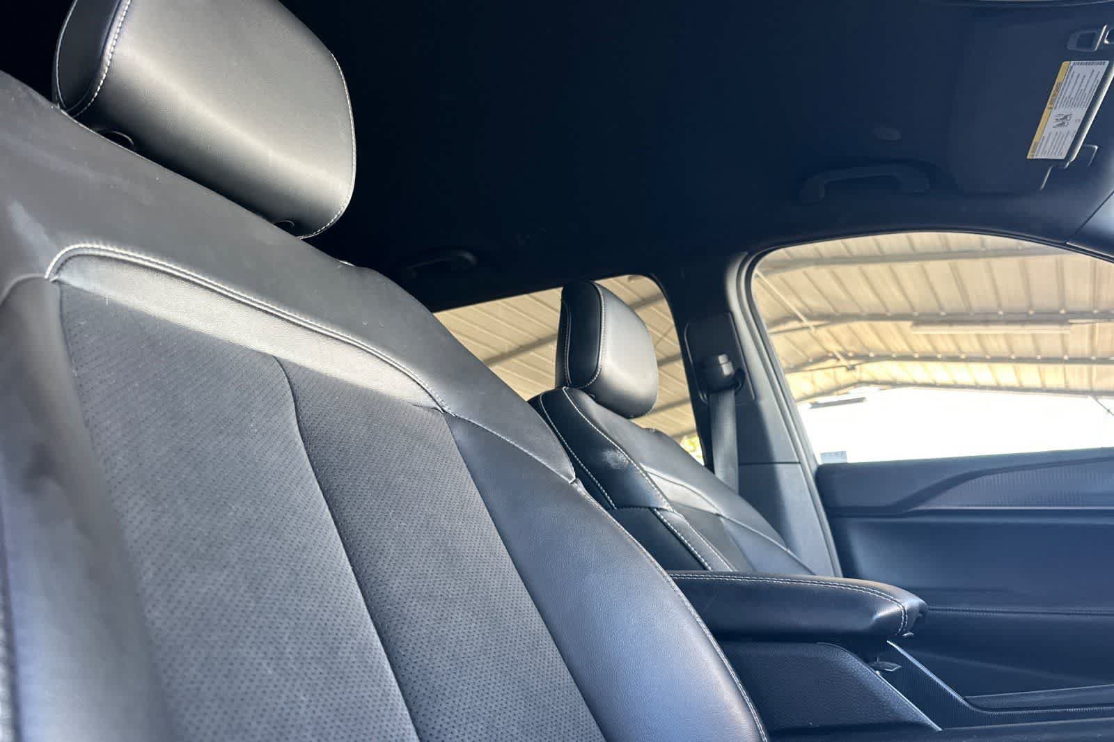 Used 2024 Jeep Grand Cherokee L Laredo RWD image 20