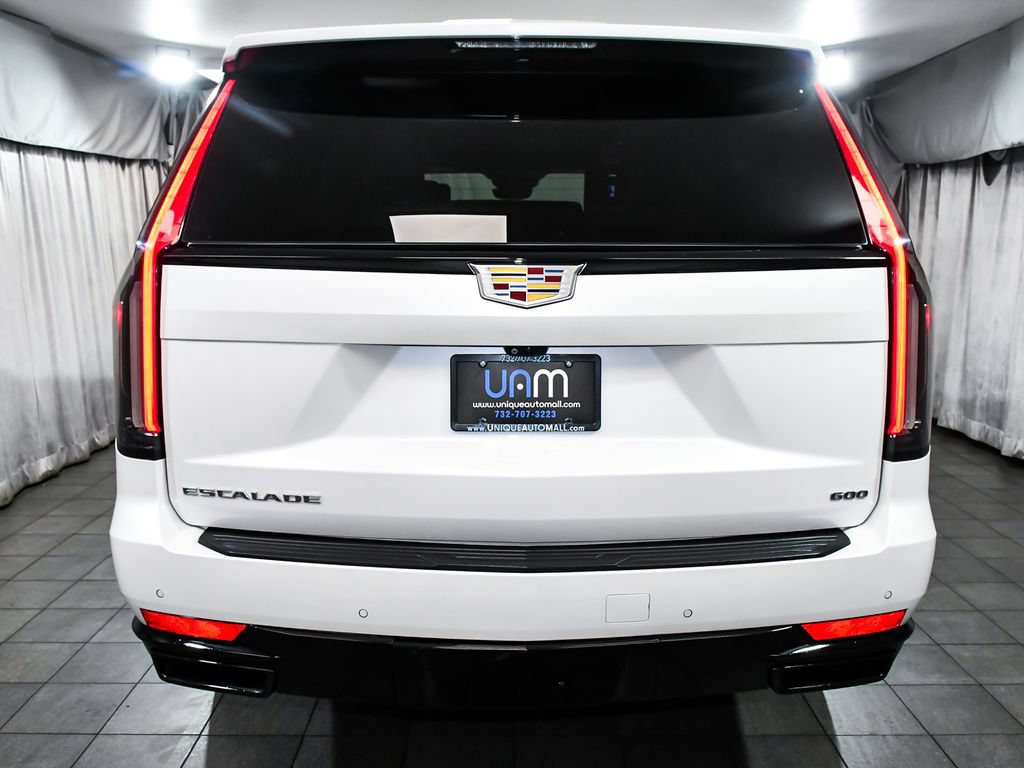 Used 2022 Cadillac Escalade Sport Platinum AWD/4WD image 5